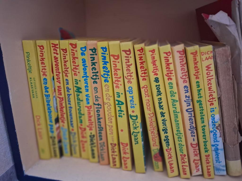 17 pinkeltjes boeken van Dick Laan, Ophalen of Verzenden, Gelezen, Kind en Jeugd