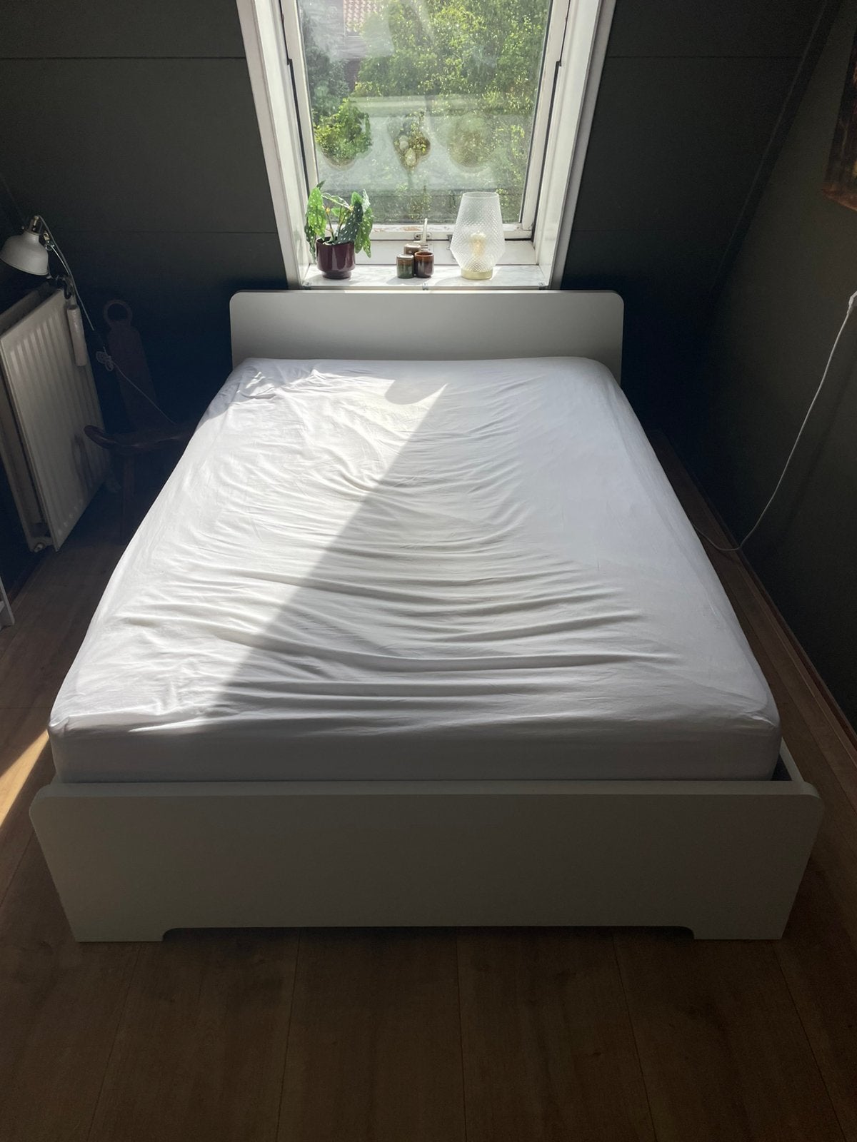 Ikea Askvoll bed 140x200 + lades, lattenbodem (evt matras), Ophalen, Wit, 140 cm, Zo goed als nieuw