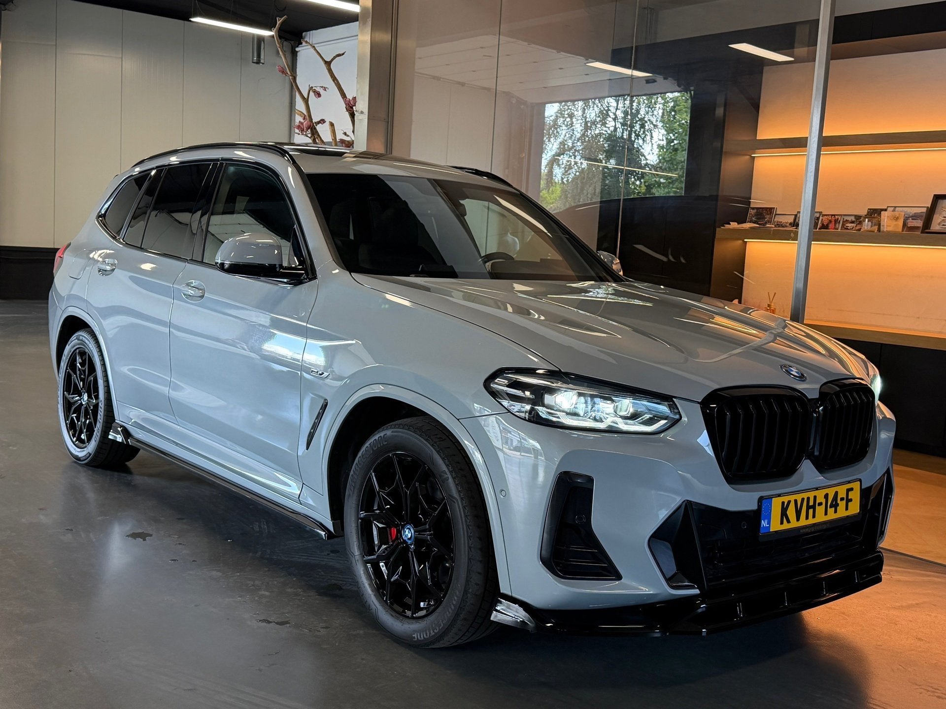 BMW X3 XDrive30e M Package Panorama Camera 1e eigenaar, Automaat, Gebruikt, 2000 kg, Bedrijf