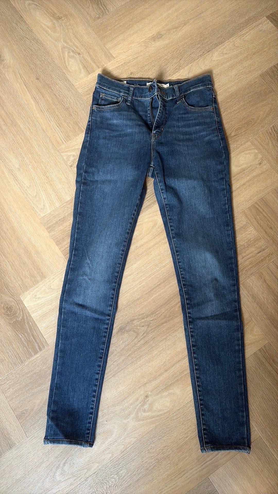 Levis jeans maat 26, Kleding | Dames, Ophalen of Verzenden, Gedragen, Blauw, Overige jeansmaten