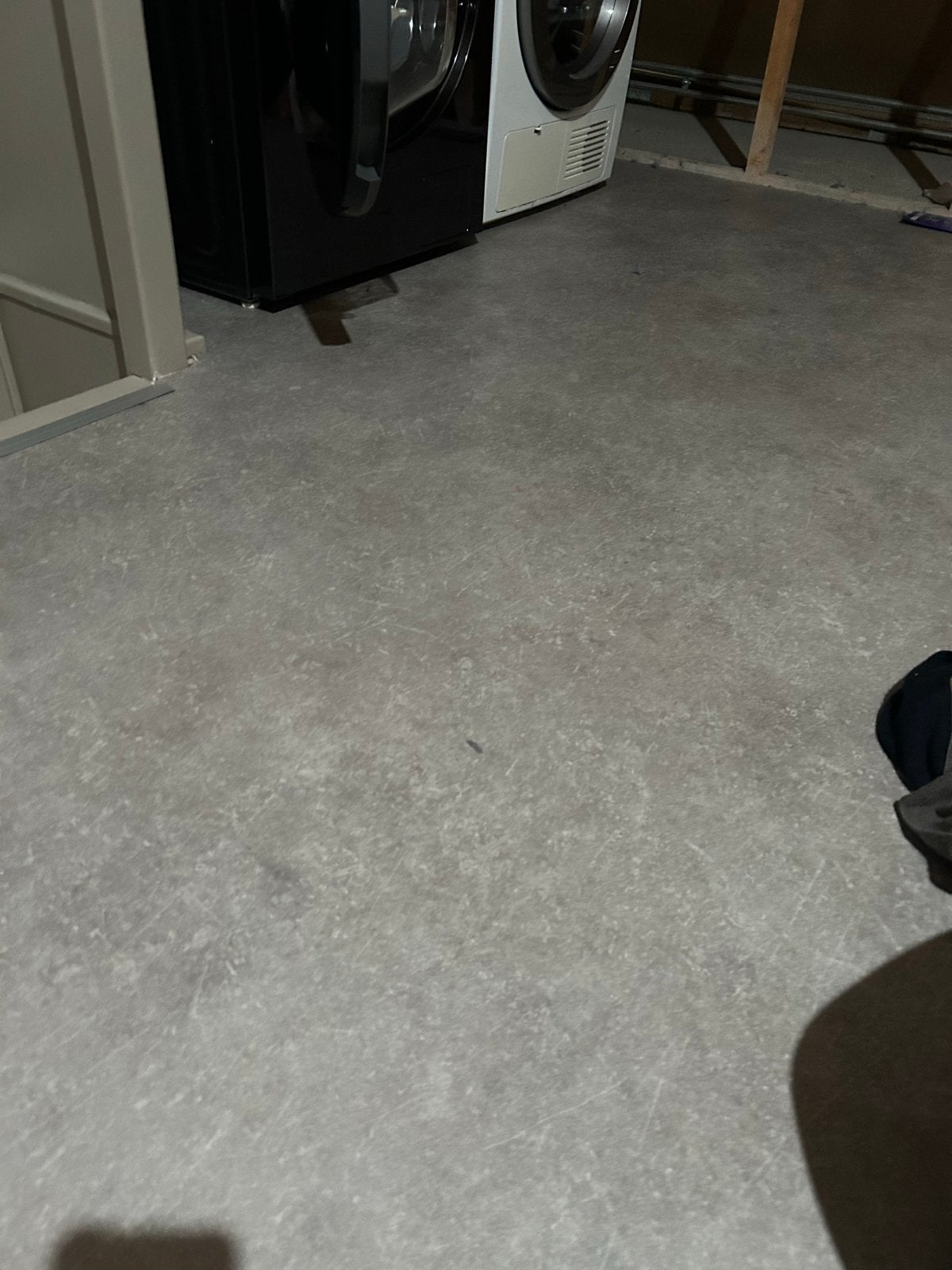 Vloerzeil grijs - circa 32 m², Ophalen, Gebruikt, 25 tot 50 m², Grijs