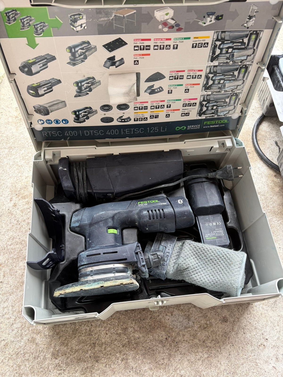 Festool schuurmachine dtsc 400 li twee accus en oplader., Ophalen of Verzenden, Gebruikt, Vlakschuurmachine