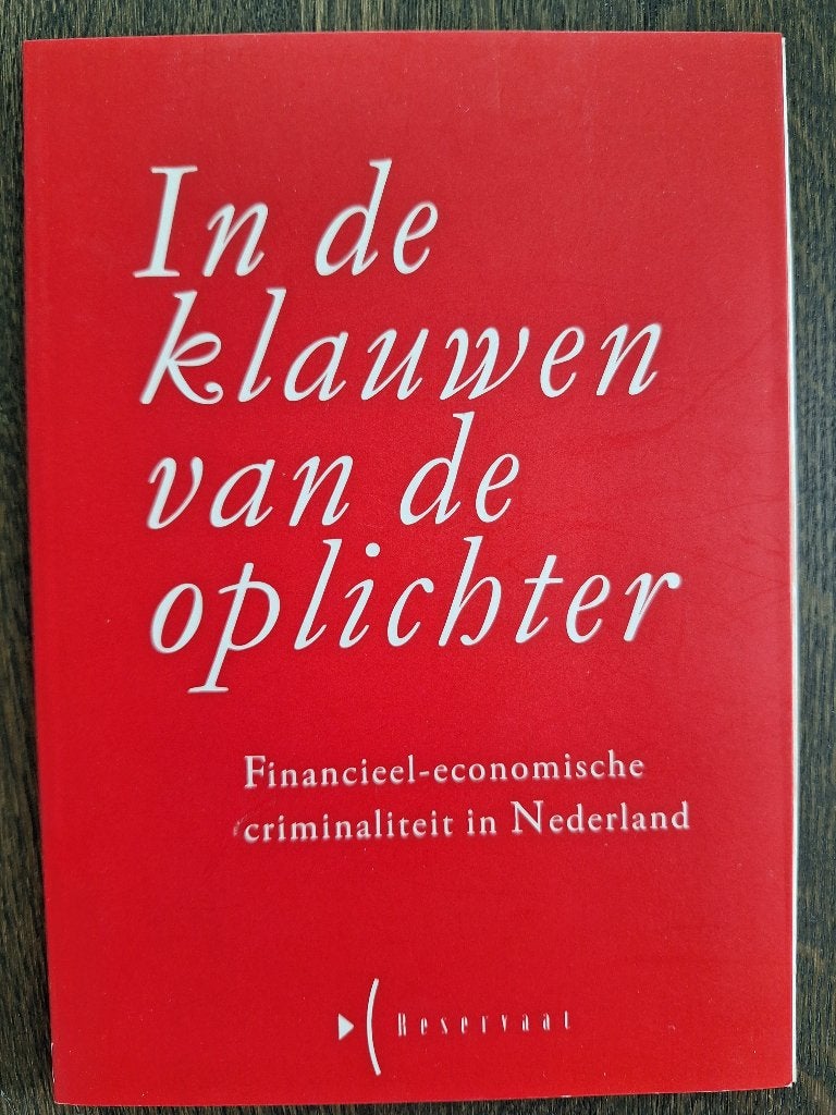 In de klauwen van de oplichter, Ophalen of Verzenden, Beta, Zo goed als nieuw, HBO