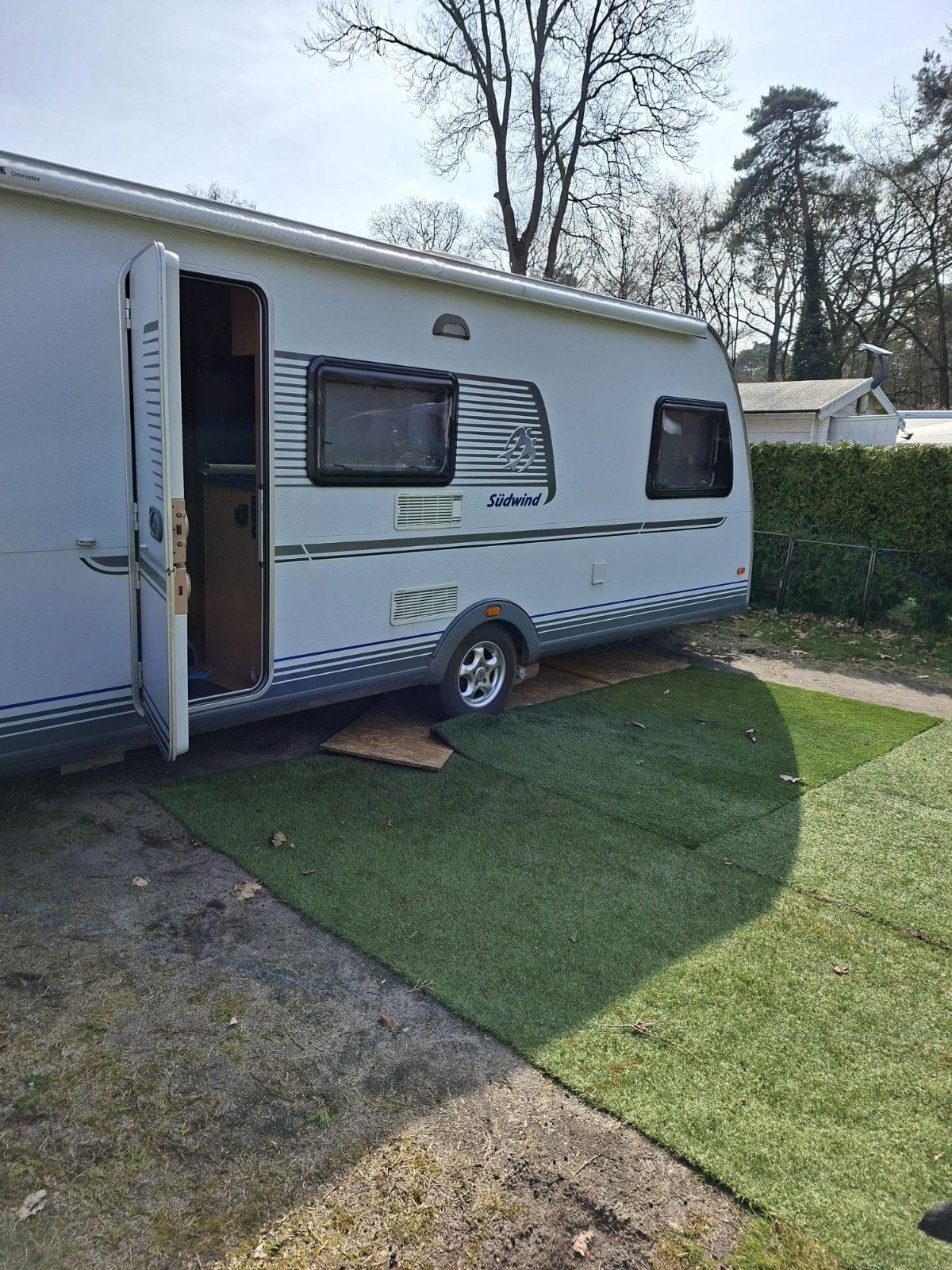 knaus 6 persoons, Caravans en Kamperen, Rondzit, Dwarsbed, Particulier, Airco