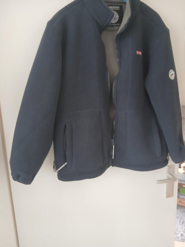 outdoor vest maat L, Kleding | Heren, Truien en Vesten, Maat 52/54 (L), Blauw, Nieuw, Ophalen of Verzenden