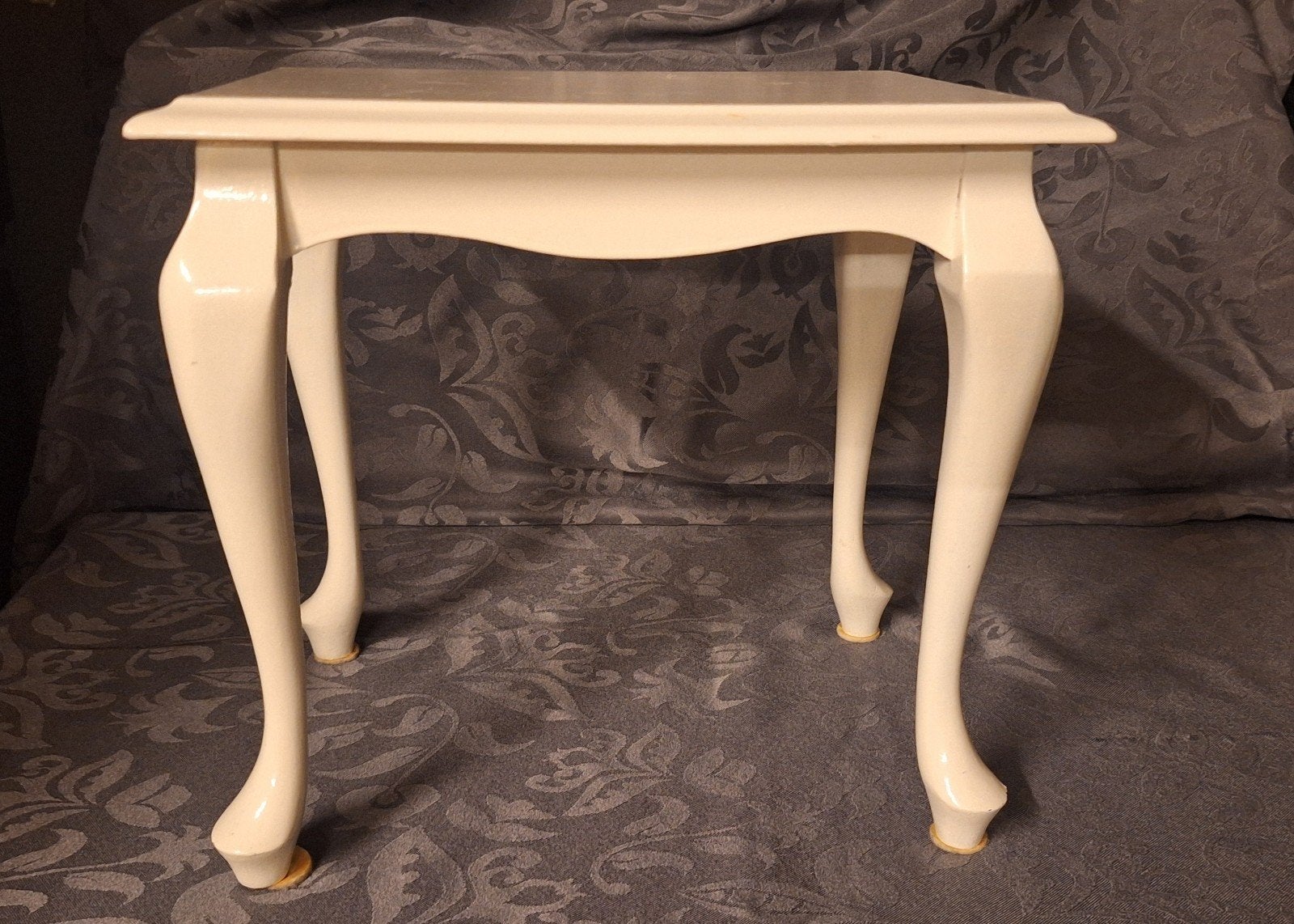 Queen Anne bijzettafel - Klassiek en sierlijk, Minder dan 45 cm, Minder dan 55 cm, Gebruikt, Queen Anne, Klassiek