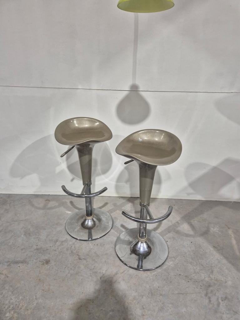 2 vintage barkrukken in hoogte verstelbaar space age, Ophalen, Kunststof, Gebruikt, In hoogte verstelbaar
