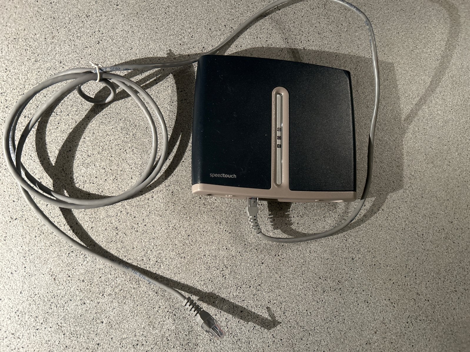 Speedtouch Router met modem - Zo goed als nieuw., Ophalen of Verzenden, Zo goed als nieuw, Router met modem