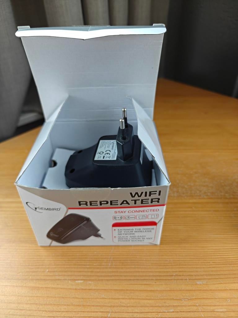 Nieuwe Wifi versterker in doos, Computers en Software, WiFi-versterkers, Nieuw, Ophalen of Verzenden