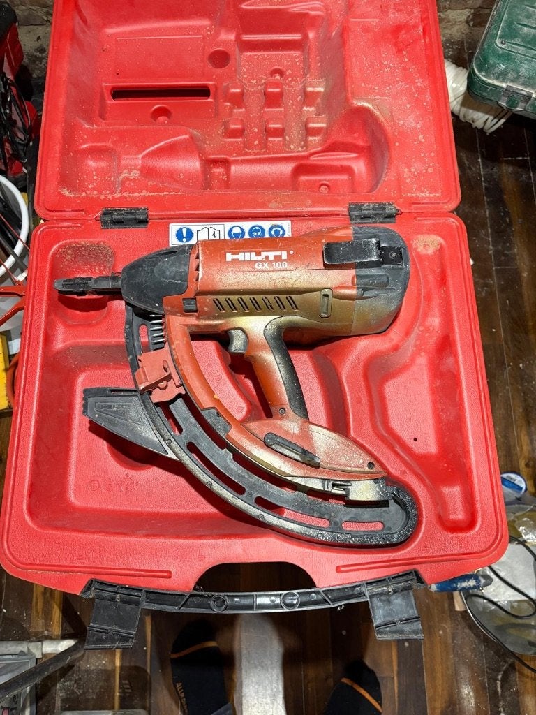 Hilti GX 100 gasschiethamer met koffer, nagels en patronen, Ophalen, Gebruikt, Overige typen, Hilti