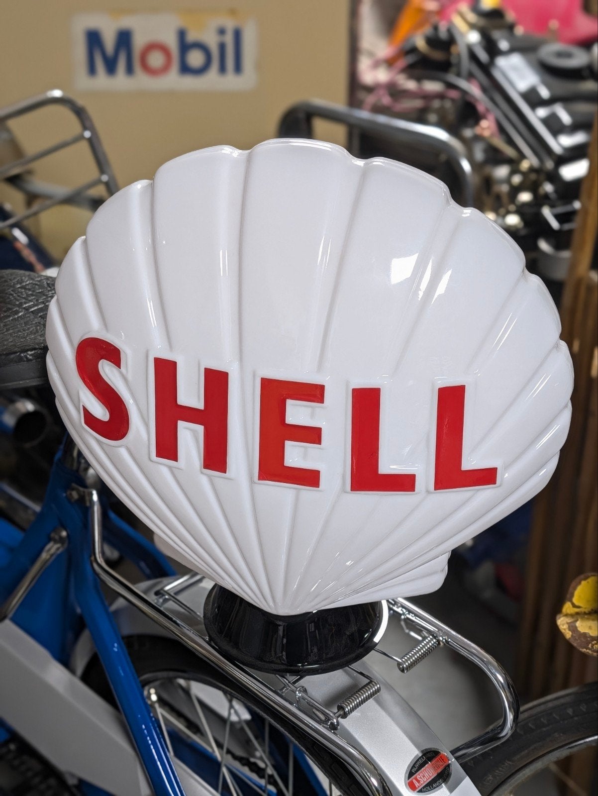 Shell benzinepomp globe bol, Verzamelen, Ophalen, Zo goed als nieuw, Lichtbak of (neon) lamp