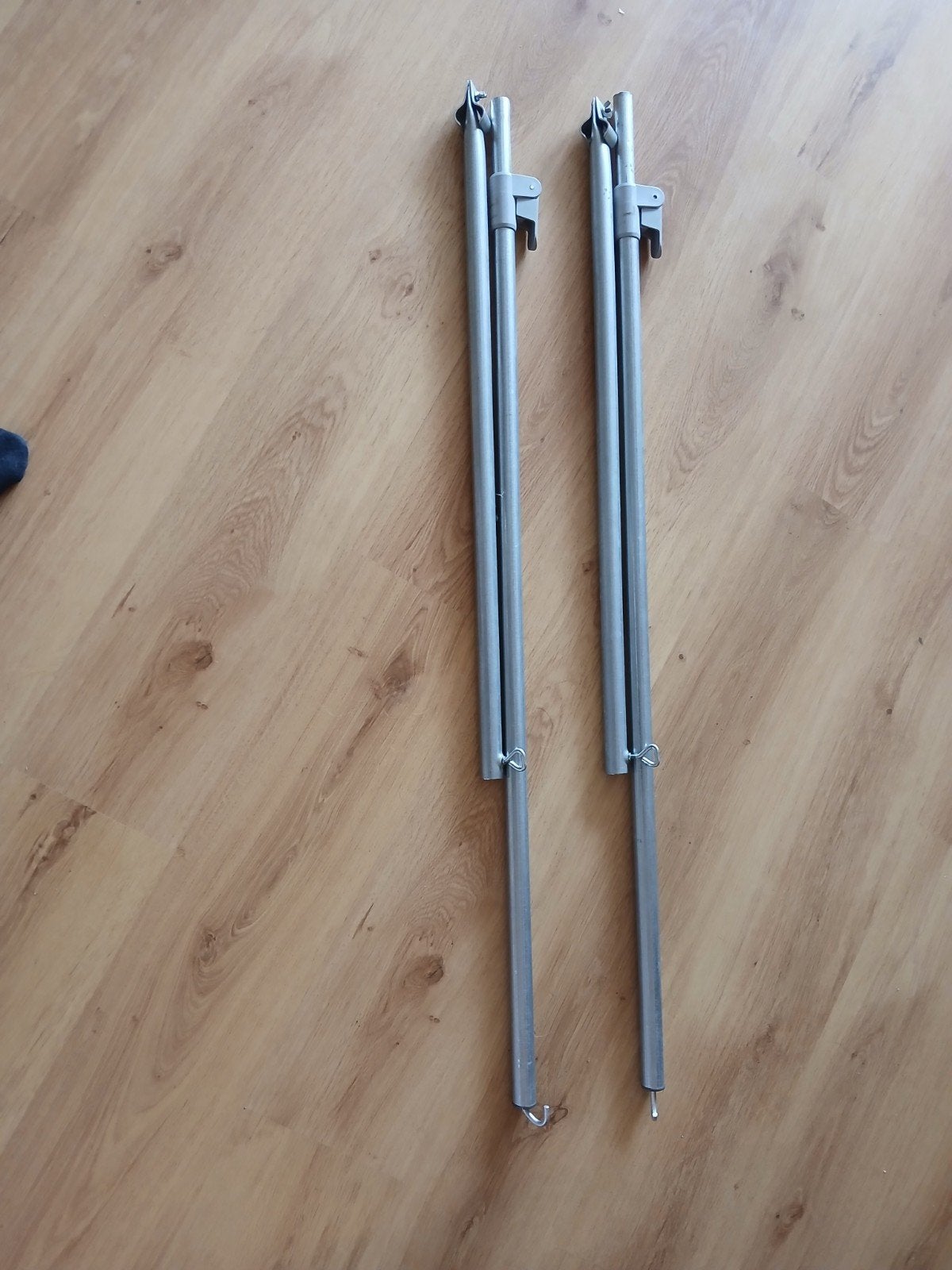Set van 2 stalen dakliggers - max. lengte 2,45 cm, Ophalen