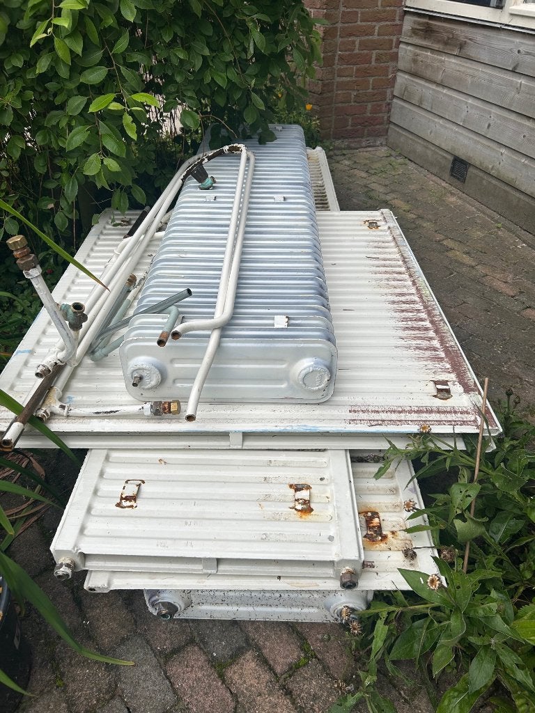 radiatoren en toebehoren leidingwerk, Ophalen, 30 tot 80 cm, Gebruikt, Radiator