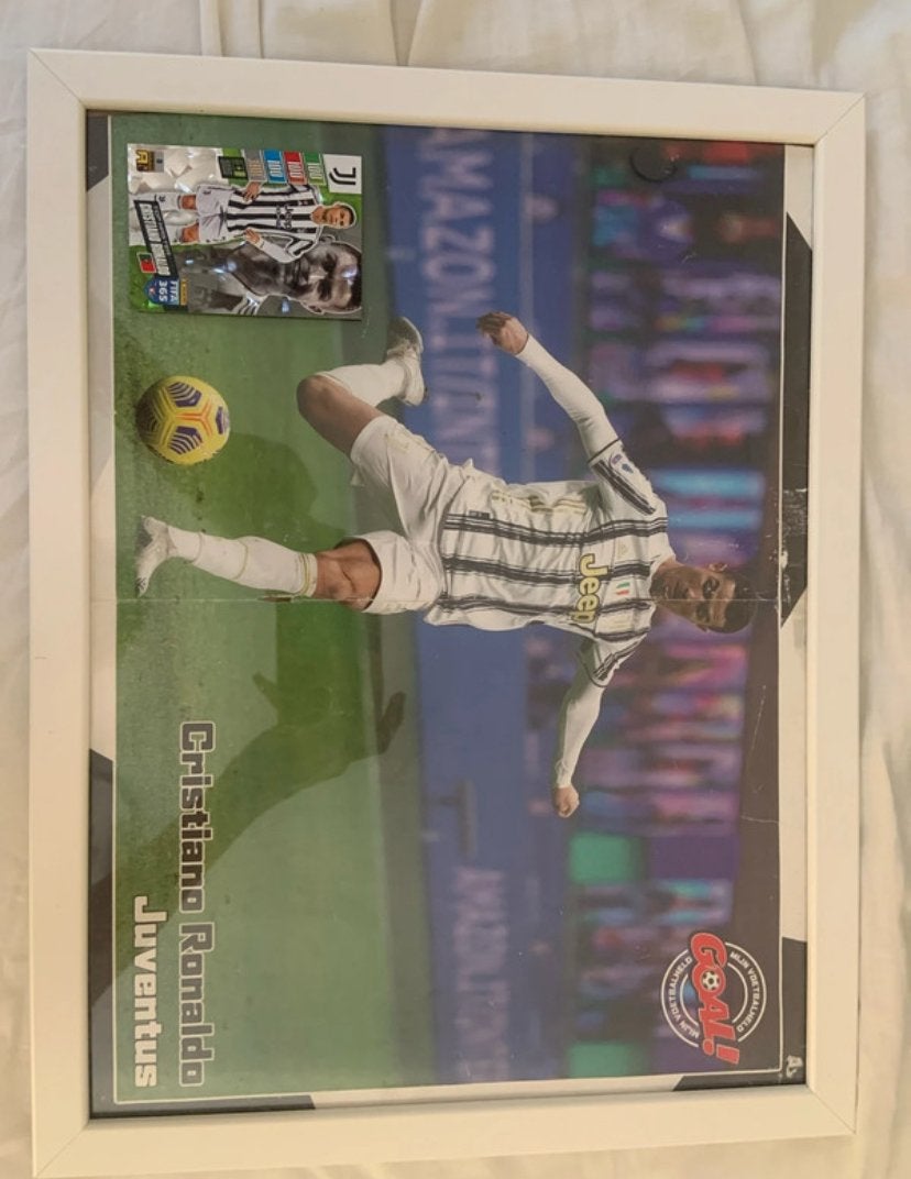 Ingelijste Cristiano Ronaldo Juventus poster met kaart, Ophalen of Verzenden, Zo goed als nieuw, Buitenlandse clubs, Poster, Plaatje of Sticker