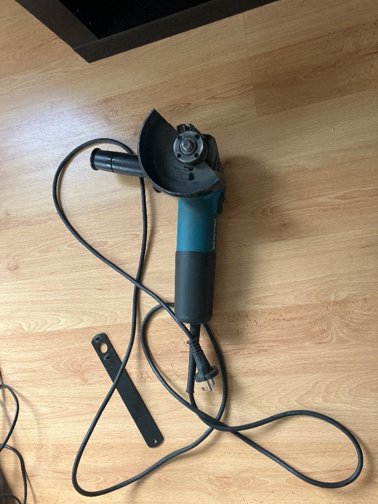 Makita haakse slijper 125mm 9558NBR, Doe-het-zelf en Verbouw, Gereedschap | Slijpmachines, Ophalen of Verzenden, Zo goed als nieuw