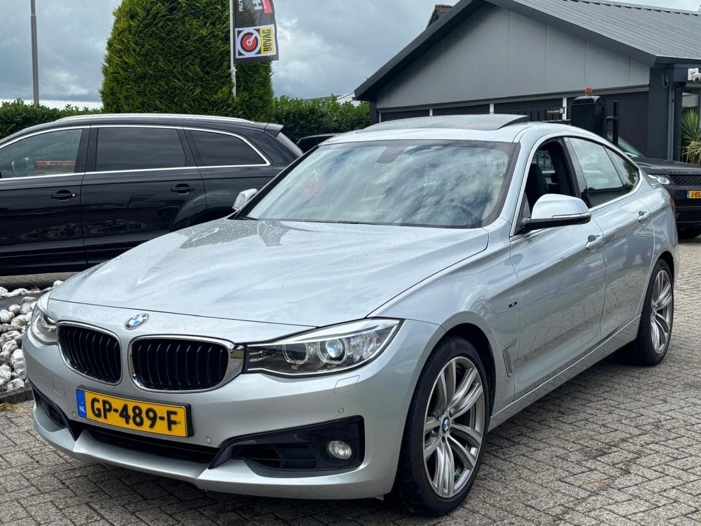 BMW 3-serie Gran Turismo 320i GT High Exe 2015 Panodak Deale, Auto's, BMW, Automaat, Achterwielaandrijving, Gebruikt, Euro 6