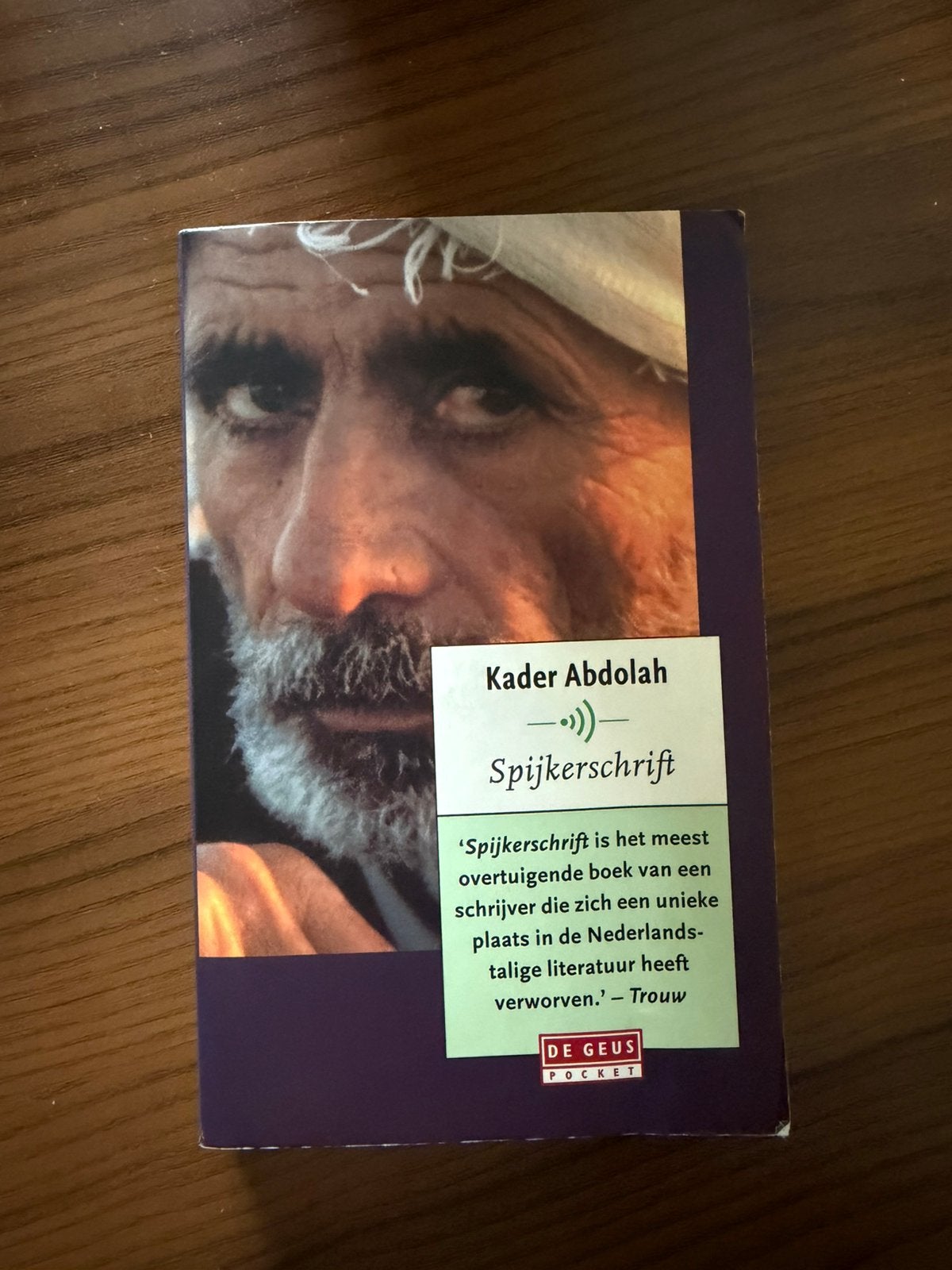 Kader Abdolah - Spijkerschrift, Ophalen of Verzenden, Zo goed als nieuw, Kader Abdolah