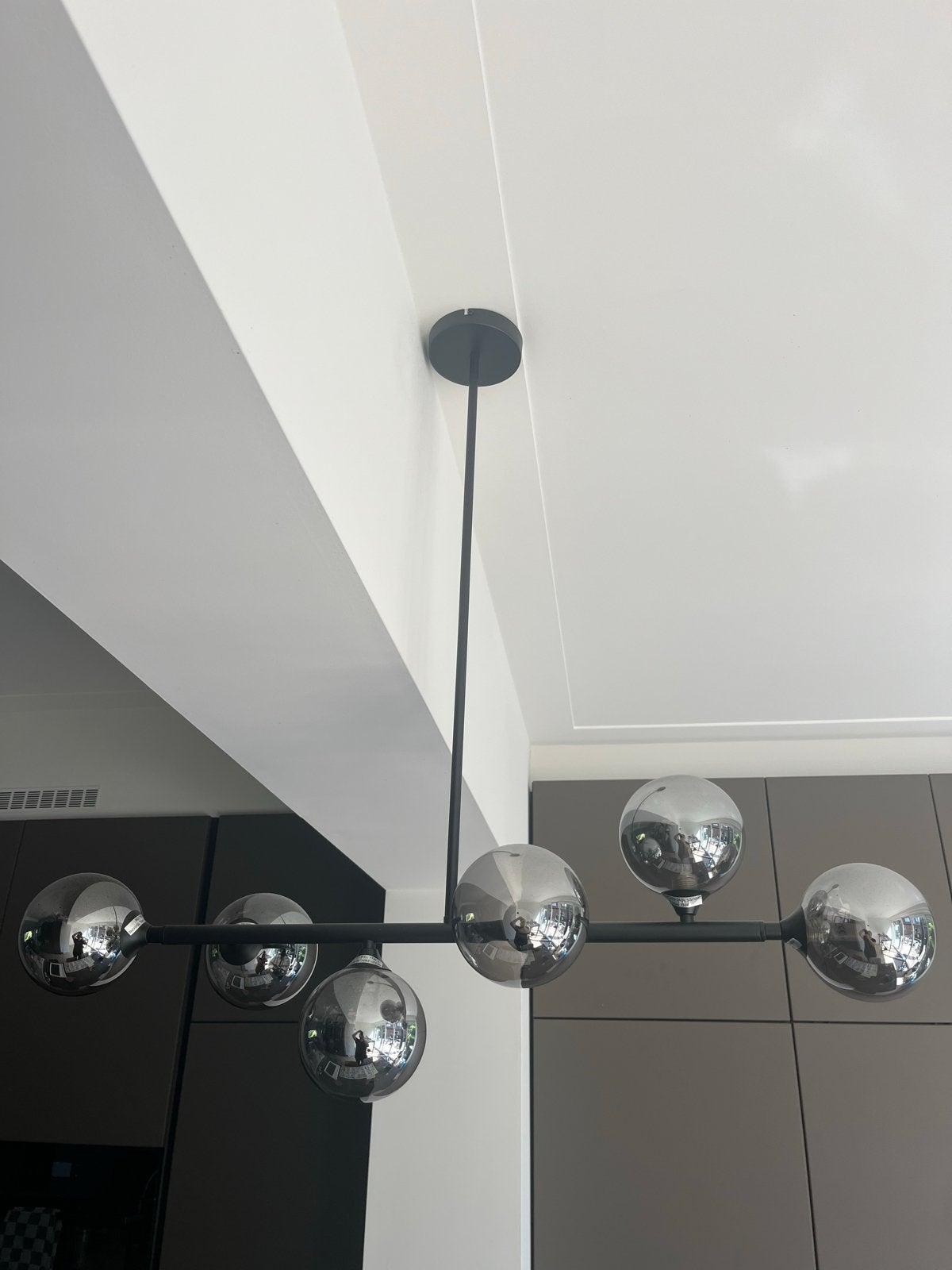 Moderne hanglamp met 6 glazen bollen - Nieuw in doos, Ophalen, Nieuw, Glas