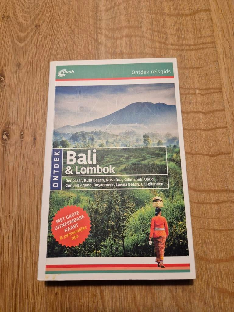 ANWB Reisgids BALI & LOMBOK met grote uitneembare kaart, Boeken, Ophalen of Verzenden, Zo goed als nieuw, Reisgids of -boek, ANWB