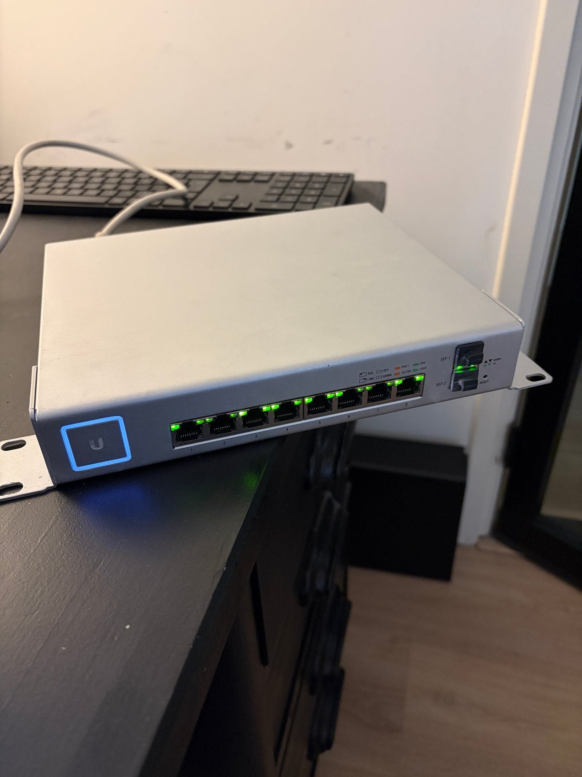 UniFi Switch 8-poorts PoE (US-8-150W), Ophalen, Gebruikt