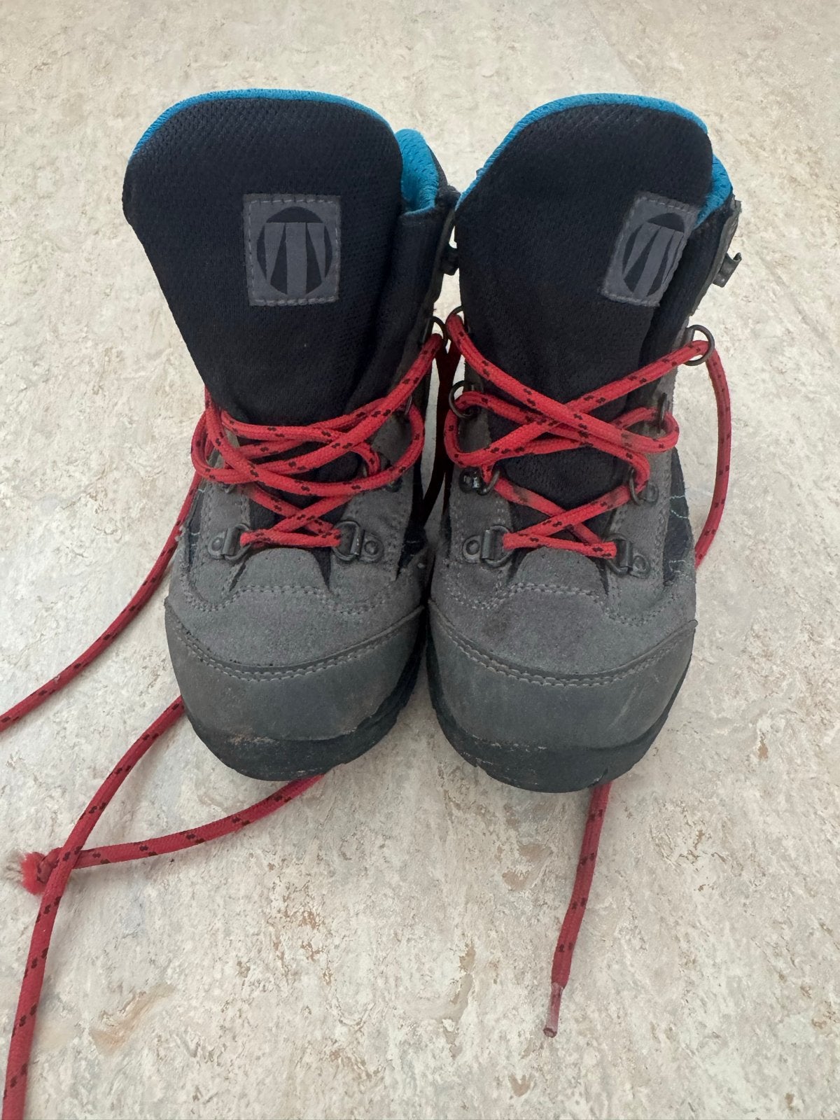 Tecnica Gore-Tex wandelschoenen maat 33 – Vibram zool, Ophalen of Verzenden, Gebruikt, Schoenen