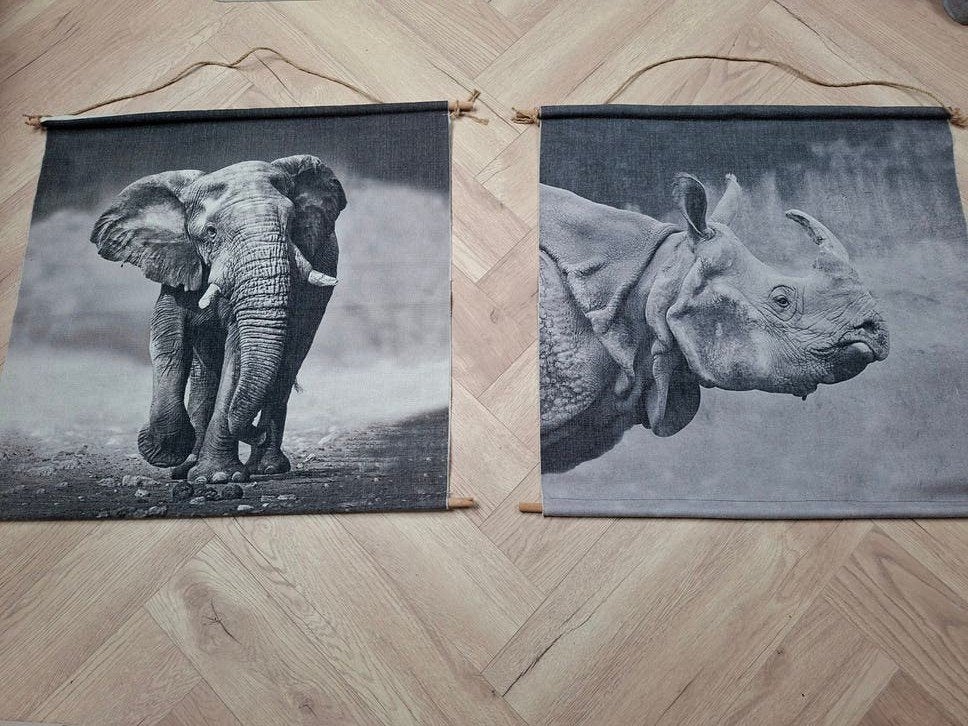 Wandkleden met olifant en neushoorn - Zwart-wit, Gebruikt, 70 cm, Zwart, Ophalen of Verzenden