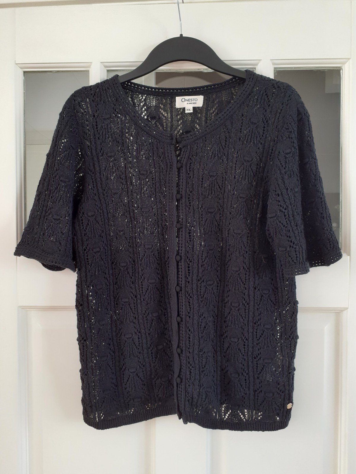 Ajour vestje met bolletjes knopen zwart maat XL, Onesto, Zwart, Maat 46/48 (XL) of groter, Ophalen of Verzenden