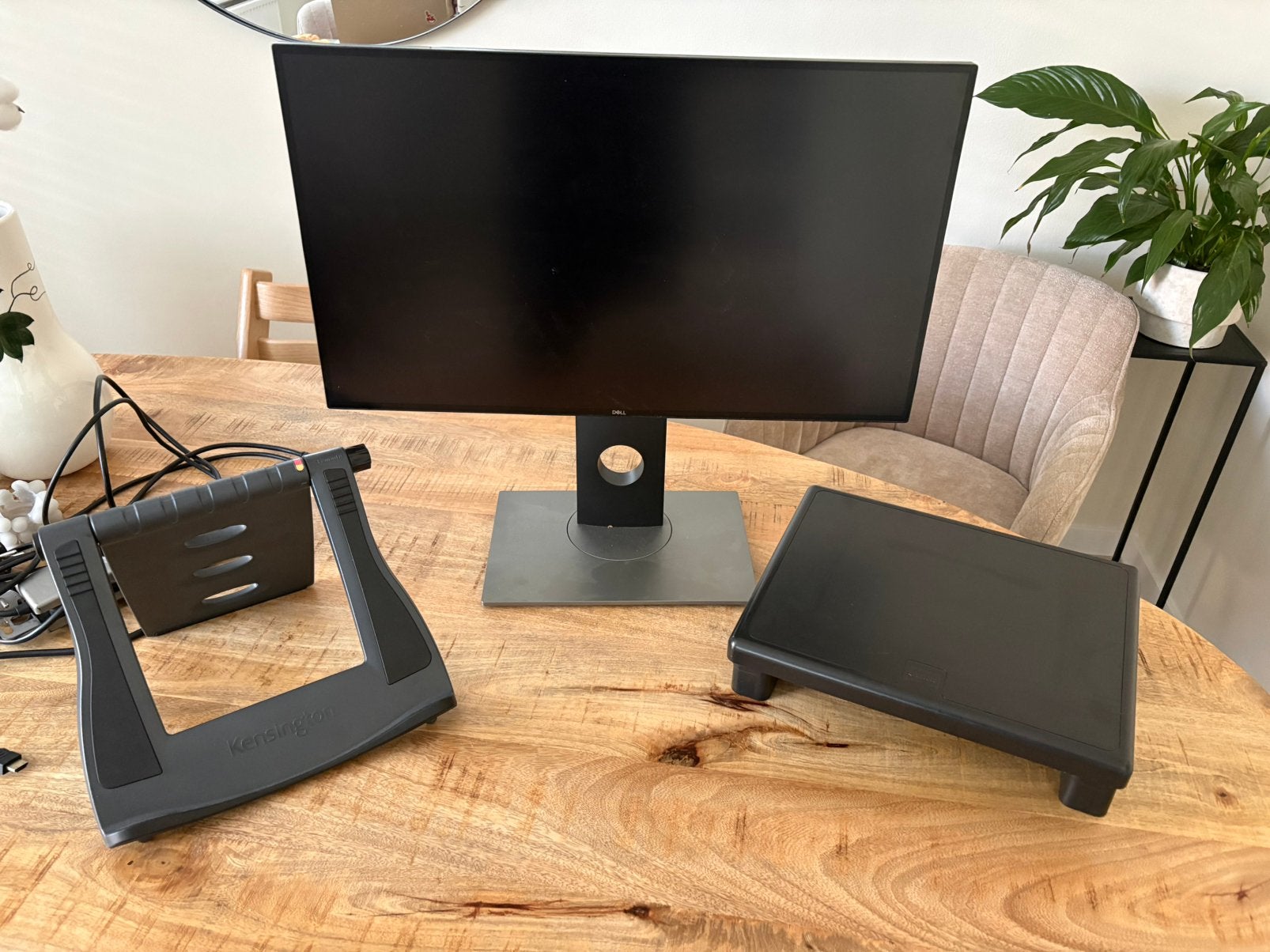 Dell 25inch u2518d monitor computerscherm, Computers en Software, Monitoren, IPS, Full HD, Zo goed als nieuw, 5 ms of meer
