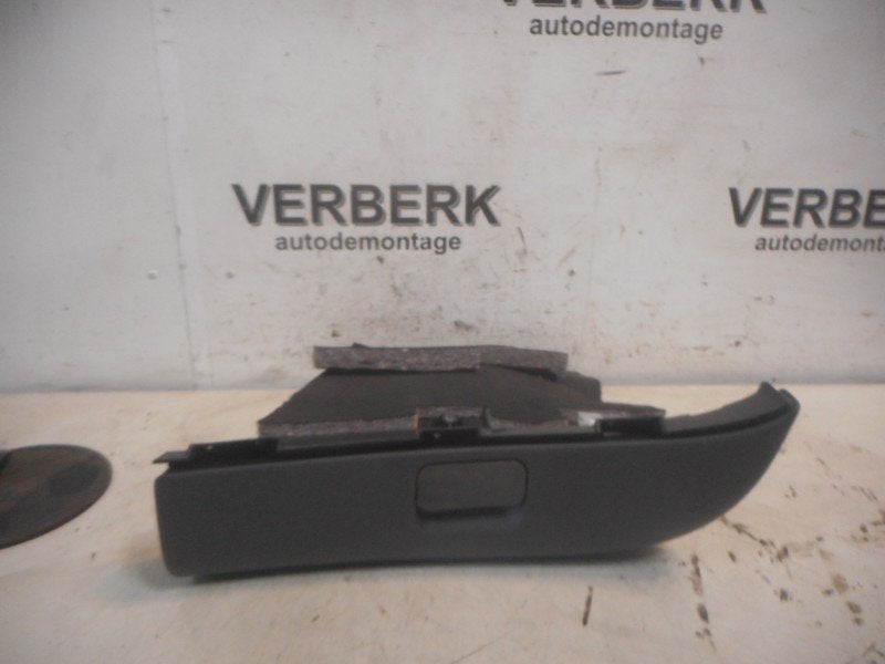 Dashboardkastje Mercedes-Benz A (W168) (1997-07/2004-08), Gebruikt, Mercedes-Benz AG, Mercedes-Benz, Mercedesstraße 120, Stuttgart 70372, , Duitsland