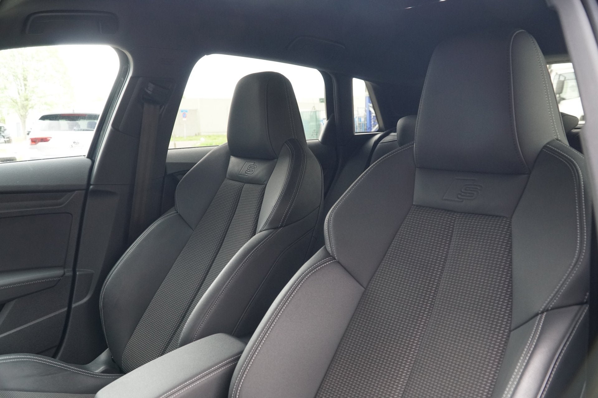 Audi A3 Sportback 40 TFSI e S line 204PK PHEV, Auto's, Dealer onderhouden, Automatische klimaatregeling, Gebruikt, 4 cilinders