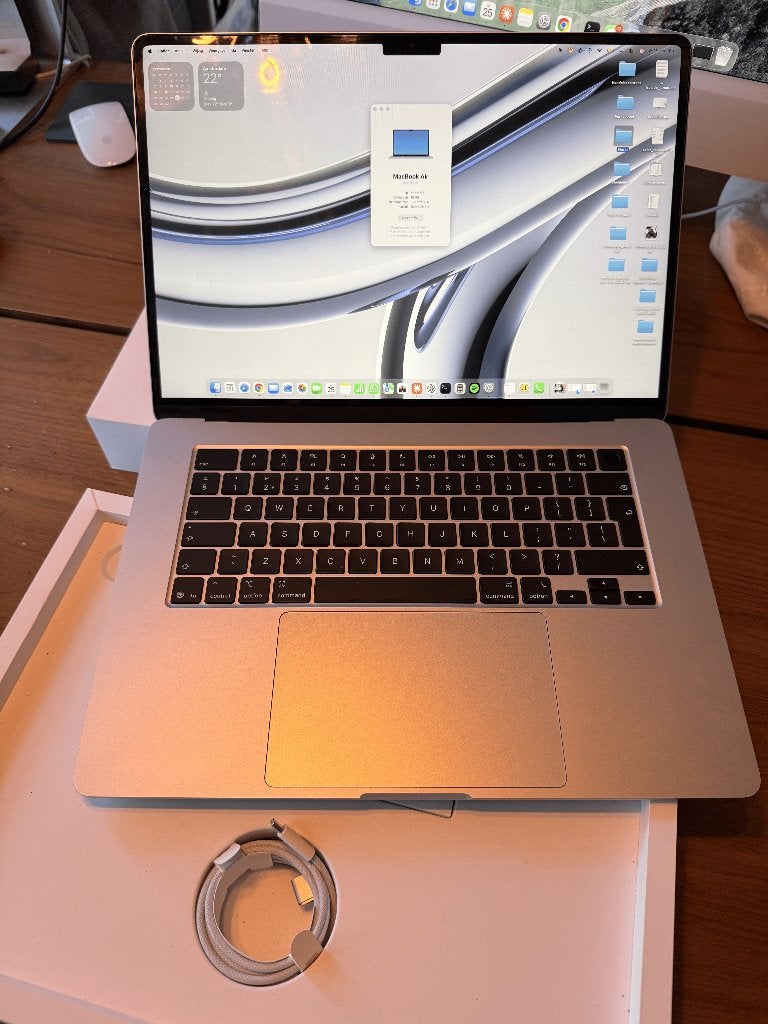 MacBook Air 15" M5 — 16GB/512GB — Sky Blue , 21 mnd garantie, Computers en Software, Ophalen, 15 inch, 512 GB, Zo goed als nieuw