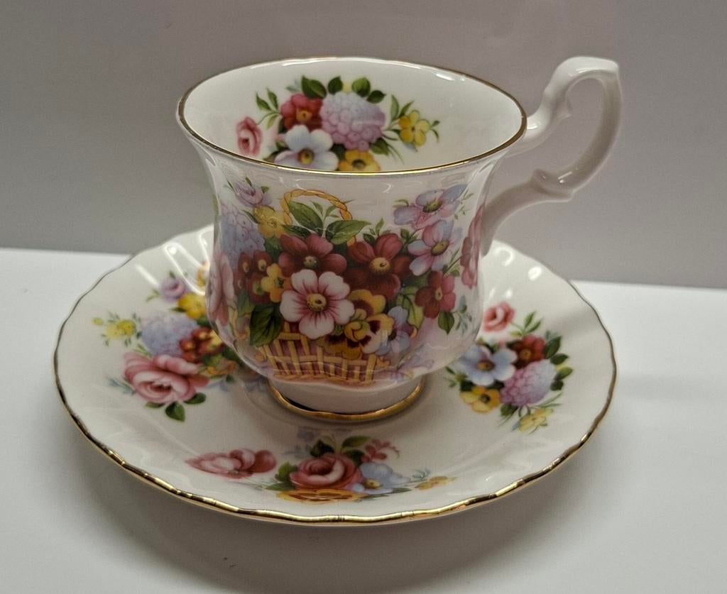 Royal Albert Summertime Theekop en Schotel - Bloemen, Ophalen of Verzenden