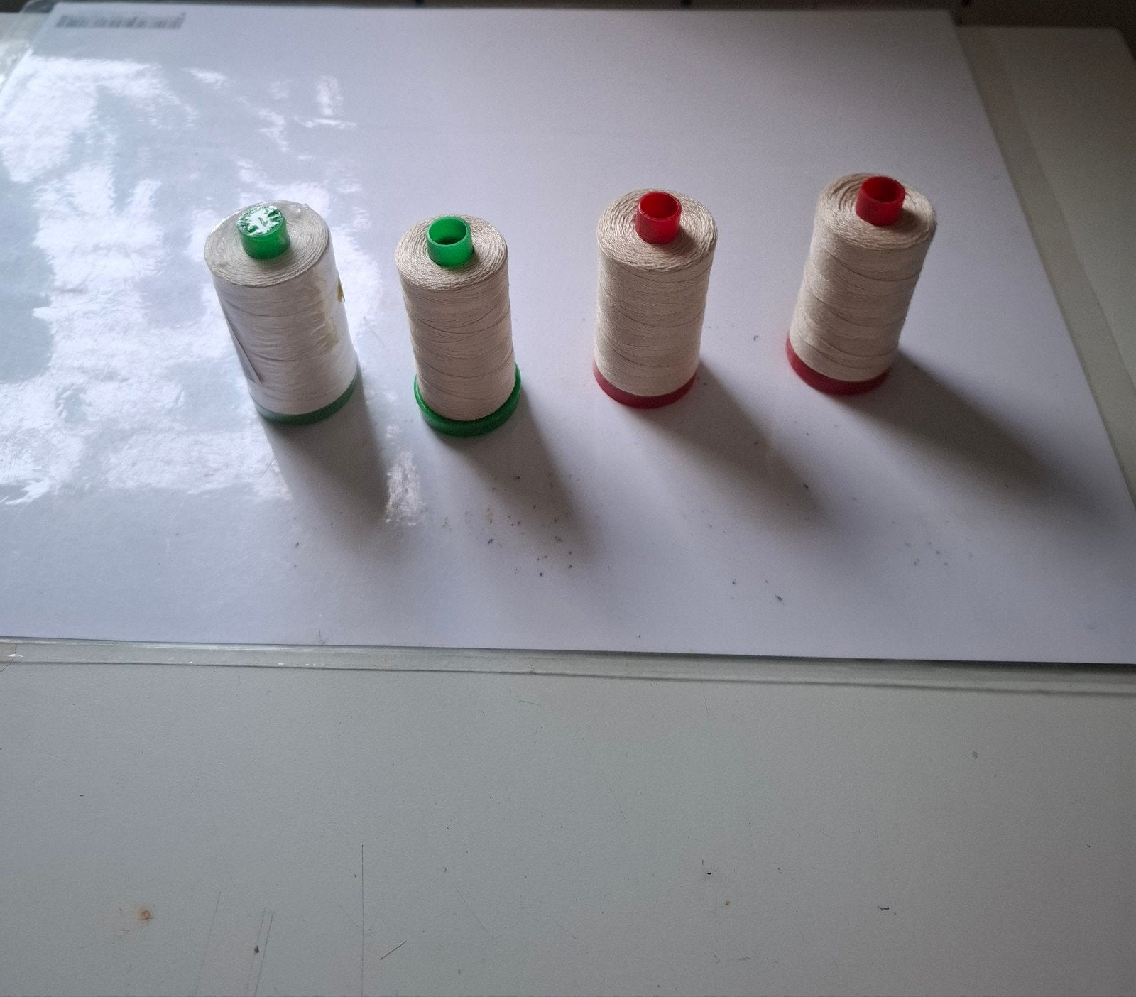 Aurifil naaigaren  klossen, Ophalen of Verzenden, Zo goed als nieuw, Garen of Naald(en)