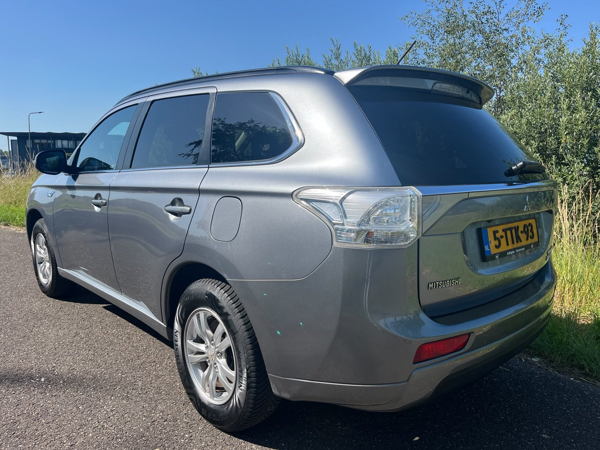 Mitsubishi Outlander 2.0 PHEV | Clima | Cruise | Navi | Blue, Auto's, Automaat, 135 pk, 4 cilinders, Bedrijf