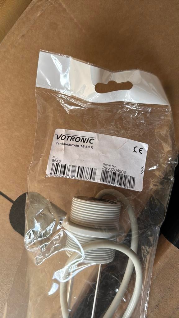 Votronic tankelektrode 15-50K nieuw, Caravans en Kamperen, Ophalen of Verzenden, Nieuw