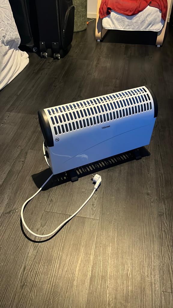 Radiator, Doe-het-zelf en Verbouw, Verwarming en Radiatoren, 30 tot 80 cm, Radiator, Ophalen of Verzenden, Zo goed als nieuw