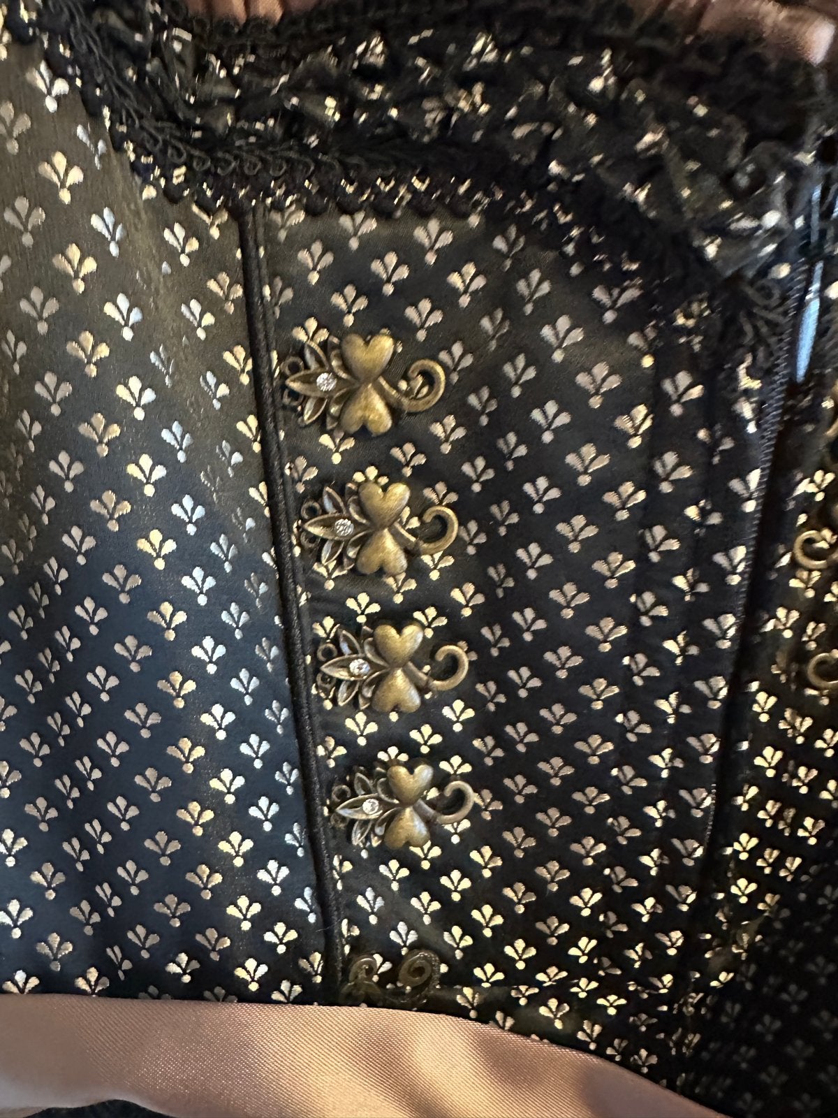 Krüger Dirndl maat 40, goud met zwart, incl. Carmen bloes, Kleding | Dames, Ophalen, Zo goed als nieuw, Maat 38/40 (M)