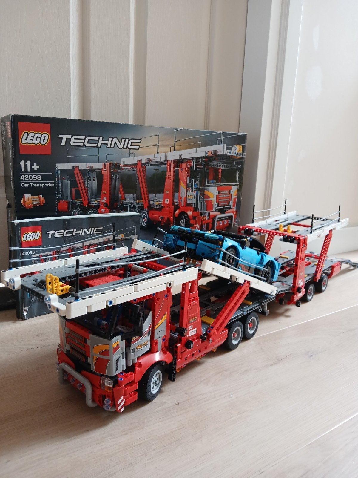 Lego Technic 42098 Autotransporter met auto, Ophalen, Zo goed als nieuw, Overige merken