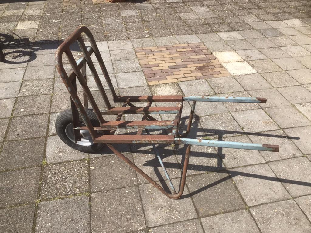 STEENKRUIWAGEN, Tuin en Terras, Kruiwagens, Ophalen, Gebruikt, Handmatig, Eenwielig