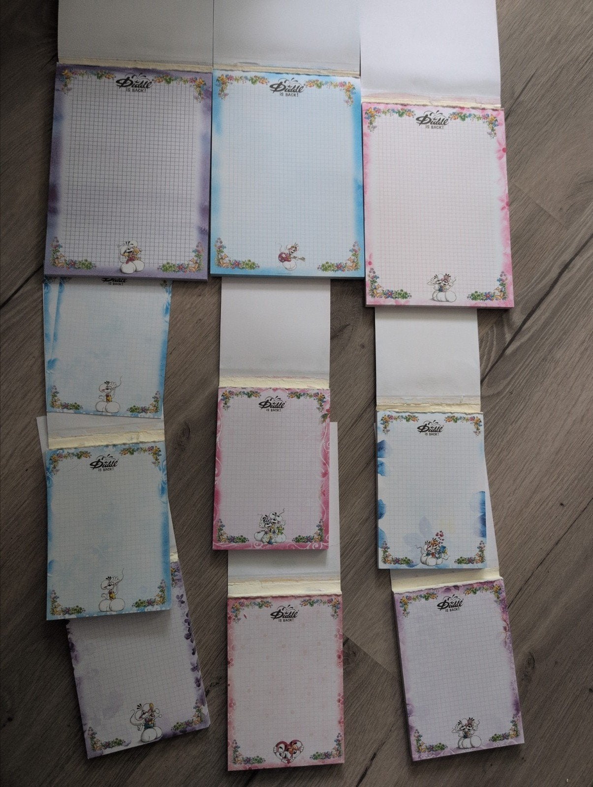 Diddl is Back blaadjes eerste serie uit Frankrijk 2025, Ophalen of Verzenden, Verschillende figuren, Zo goed als nieuw, Papier, Kaart of Schrift