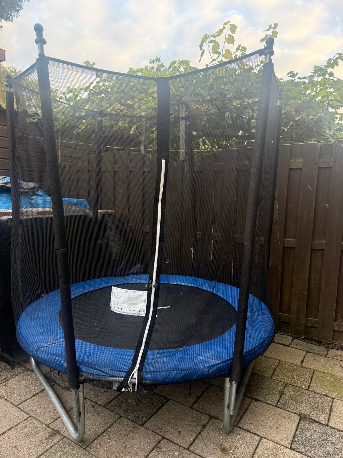 Trampoline met veiligheidsnet, Ophalen, Gebruikt