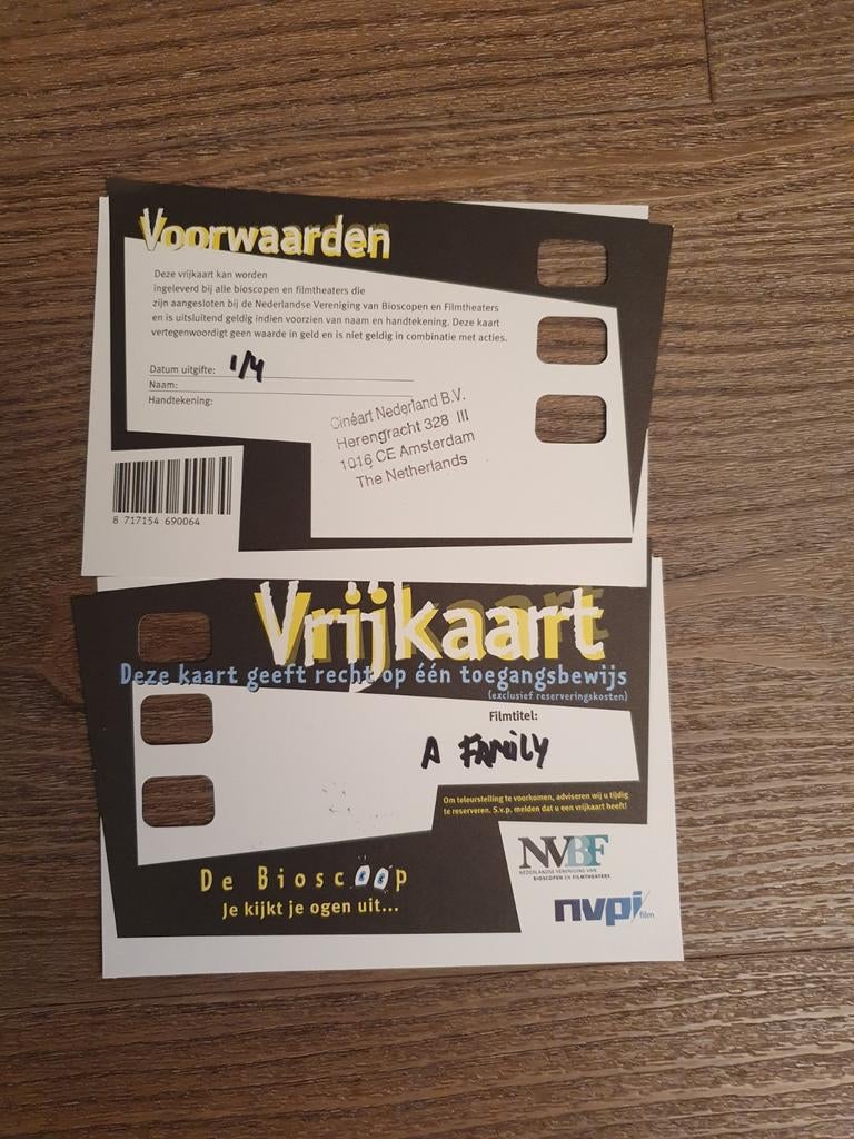 A Family, Twee personen, Vrijkaartje specifieke film