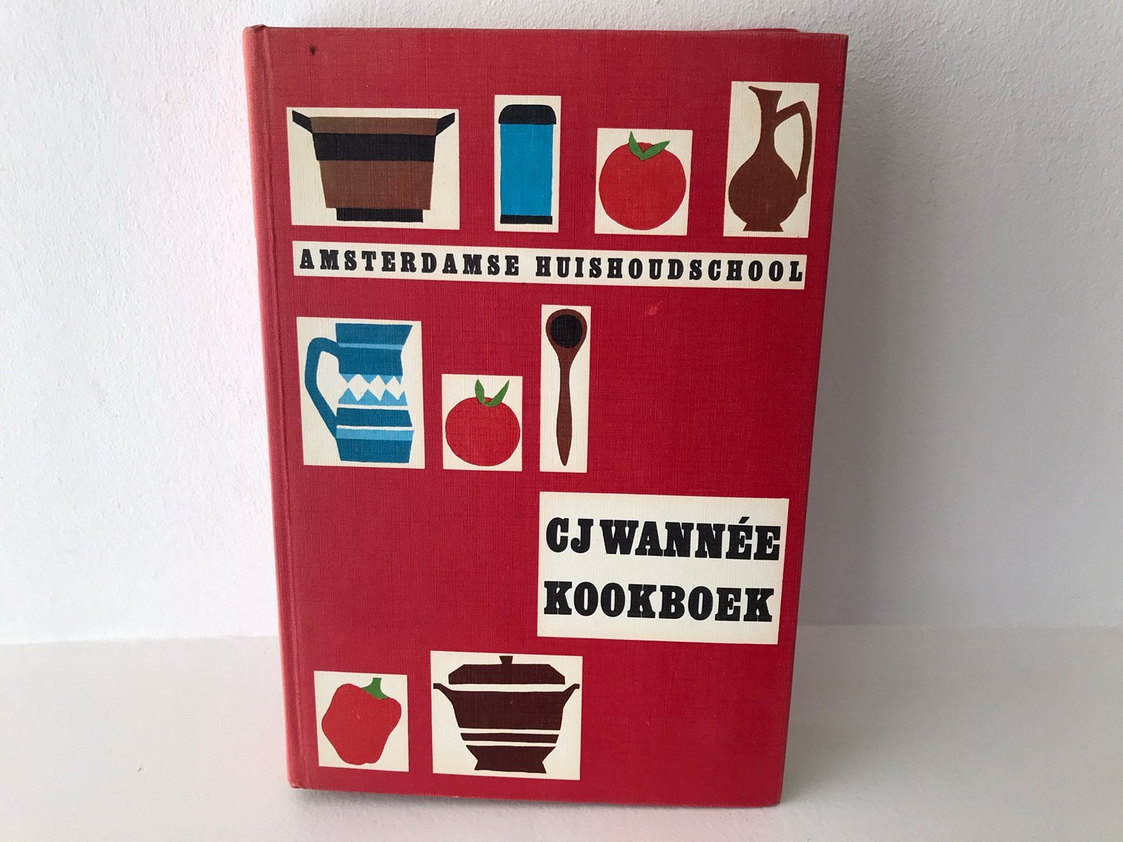 Wannee kookboek Huishoudschool Amsterdam, Boeken, Kookboeken, Ophalen of Verzenden, Gelezen, Nederland en België