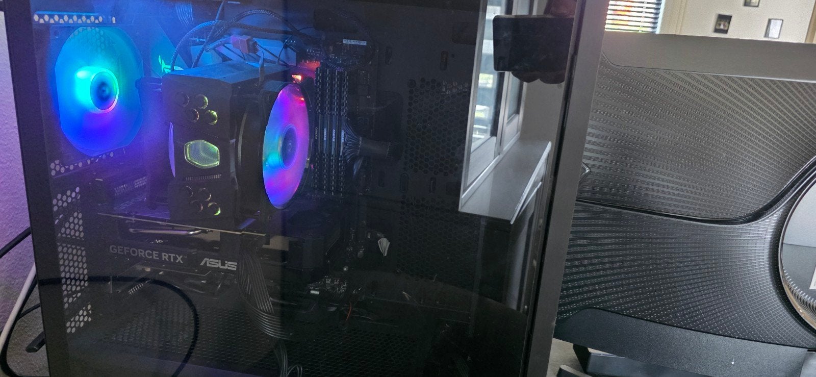 Krachtige Gaming PC met AMD Ryzen 7 5800X en RTX 5060 Ti, Gebruikt, 32 GB, 1 TB HDD + 238.5 GB SSD, Custom Build