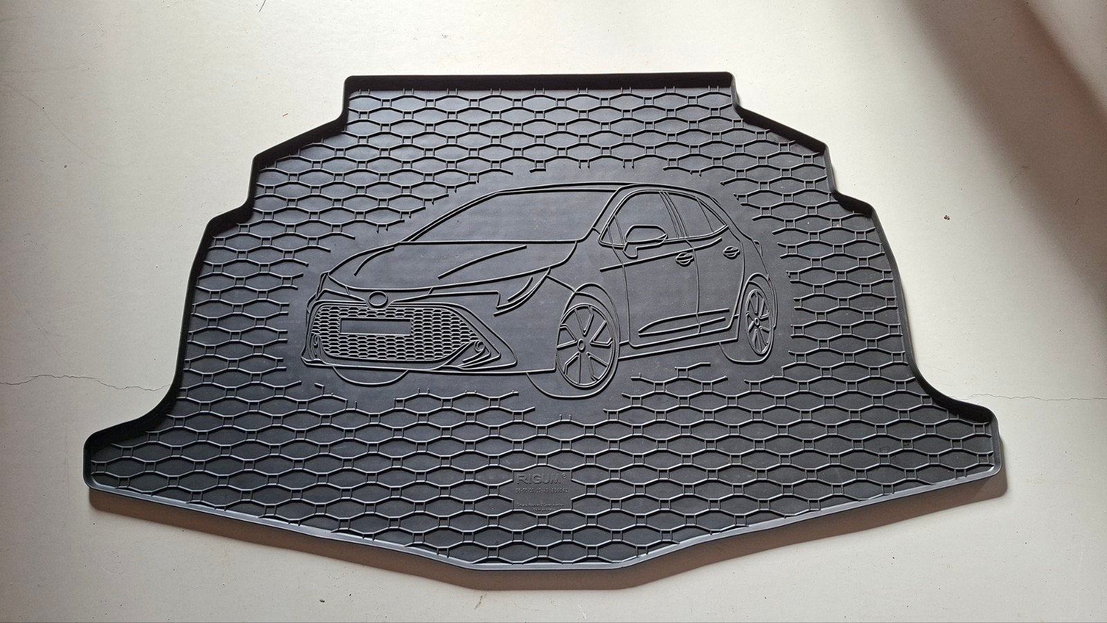 kofferbakmat Toyota Corolla 1.8 hybrid hatchback, Ophalen, Gebruikt
