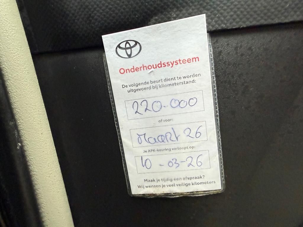 Toyota Yaris 1.3 VVTi Comfort, Auto's, Toyota, Voorwielaandrijving, 101 pk, 4 cilinders, Zwart