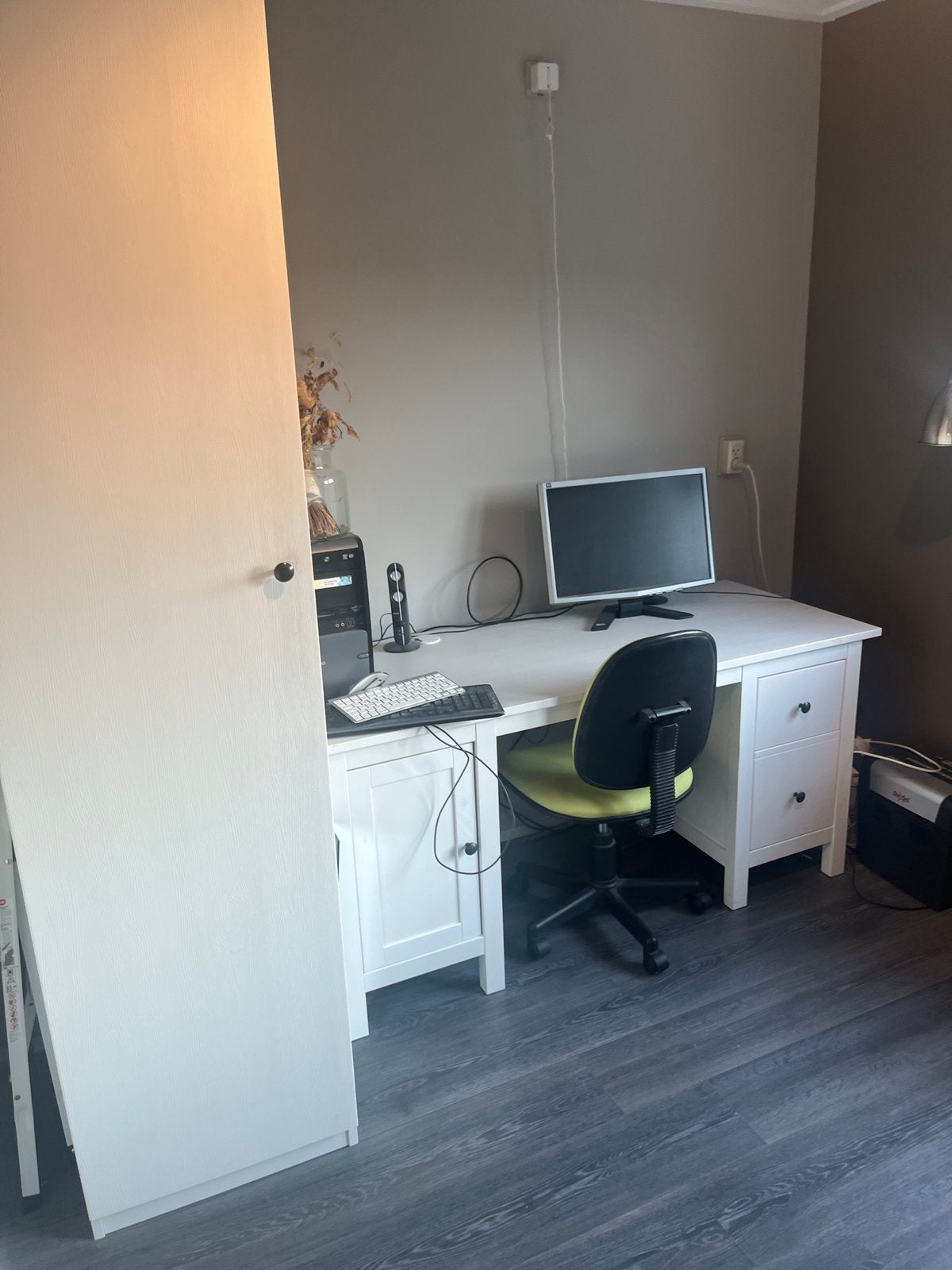 Gratis Bureau hemnes