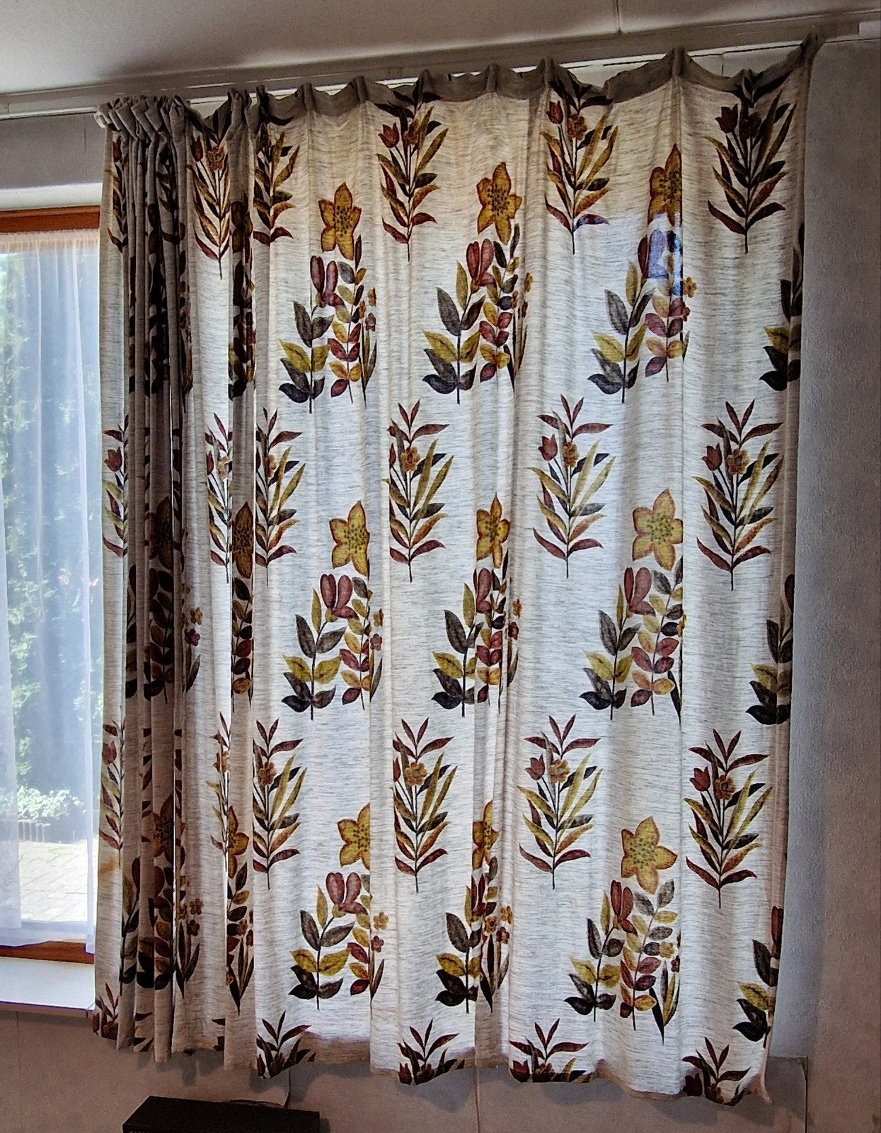 Vintage gordijn met bloemen, Ophalen of Verzenden, Gebruikt, Gordijn