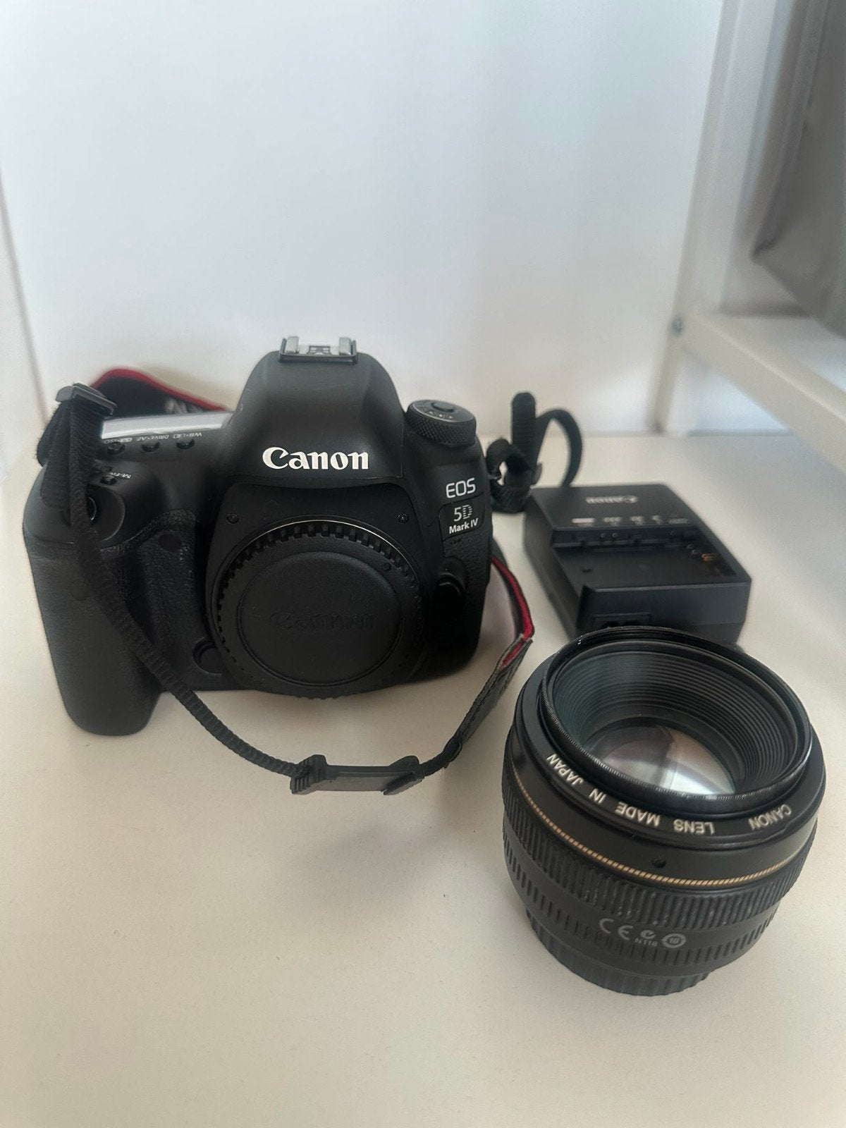 Canon EOS 5D Mark IV met 50mm lens, accu en lader, Audio, Tv en Foto, Fotocamera's Digitaal, Canon, Ophalen of Verzenden, Zo goed als nieuw