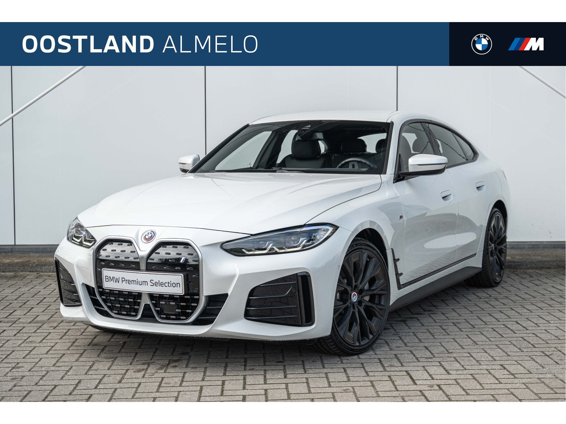 BMW i4 eDrive40 M Sport / Trekhaak / Cruise Control / Ambian, Auto's, Dealer onderhouden, Achterwielaandrijving, Gebruikt, Met garantie (alle)
